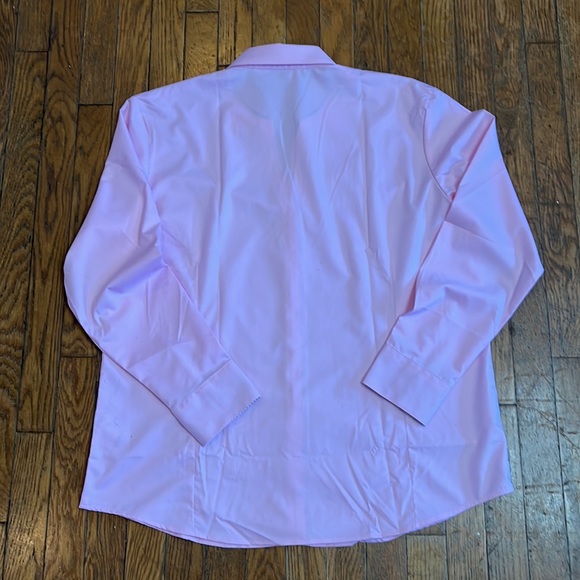 NWT Light Pink Button Down - Size XXL 💕👔 - Picture 3 of 3